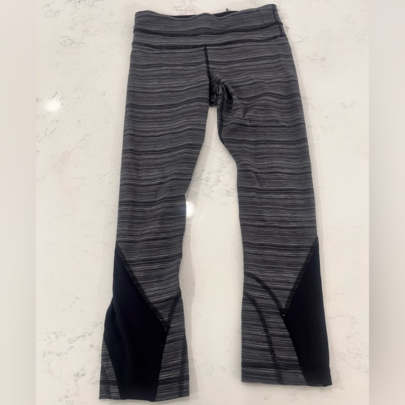Lululemon cropped Heather, Gray and Black Leggings - Picture 1 of 6